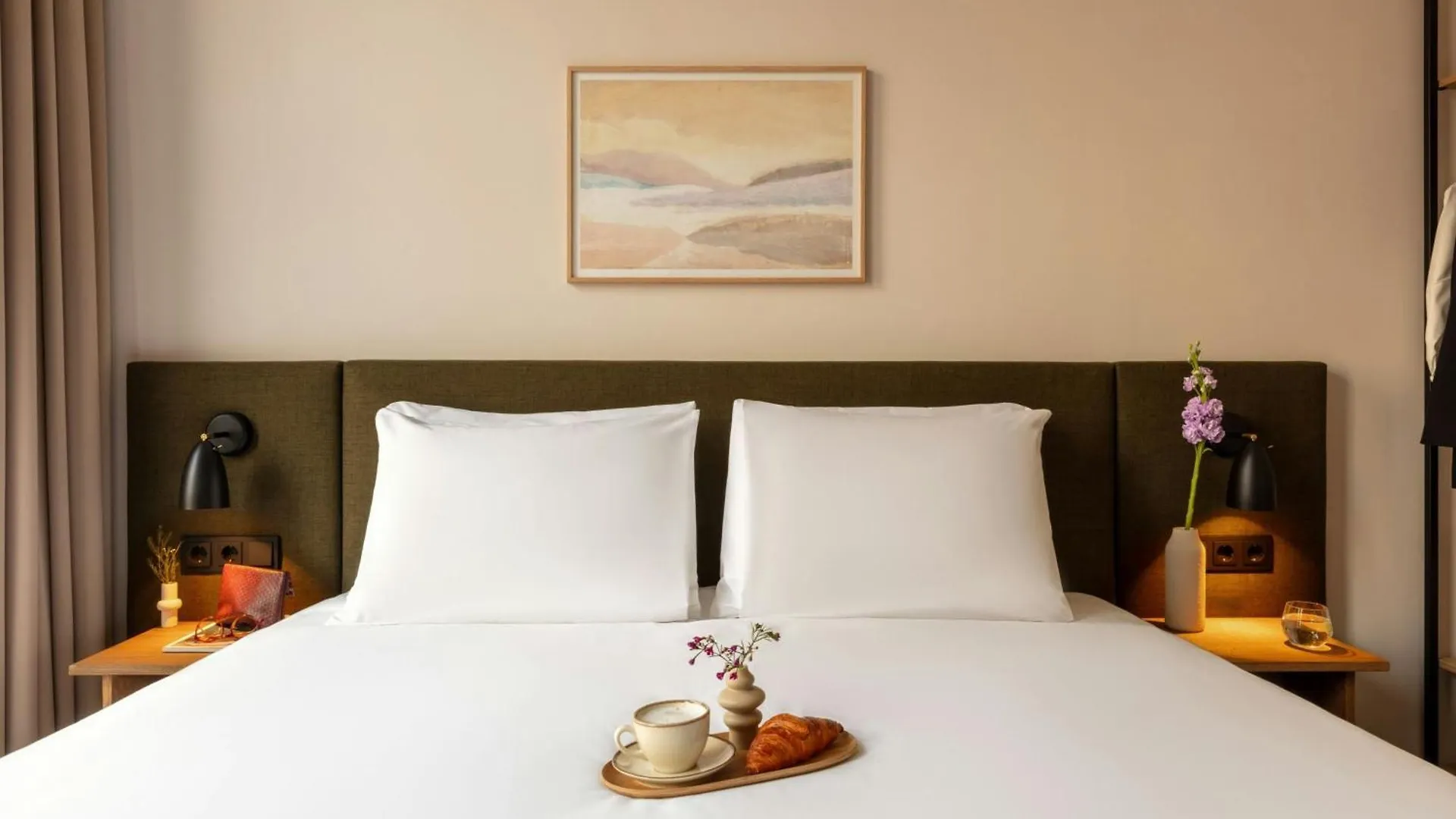 Middelland Hotel, Sonder By Marriott Bonvoy Rotterdam Hotel